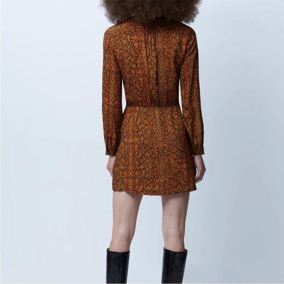 French Connection Snake Print Erina Drape Mini Dress Sz 4 - Picture 9 of 11